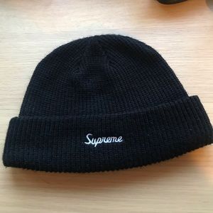 Supreme Loose Gauge Beanie